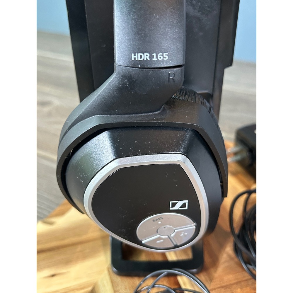Sennheiser RS 165 / HDR 165 Wireless TV Headphones w/ TR 165 Transmitter Tested - Picture 13 of 13